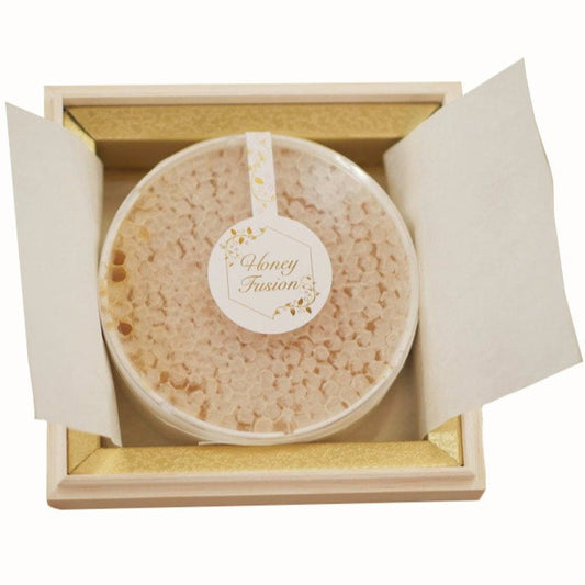 Organic Manuka Comb Honey (MGO 250+)