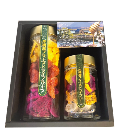 Okinawa Freeze Dried Fruit - Gift (1 bottle) (Small)